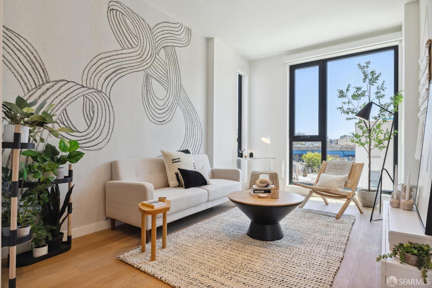988 Harrison Street Unit: JR3