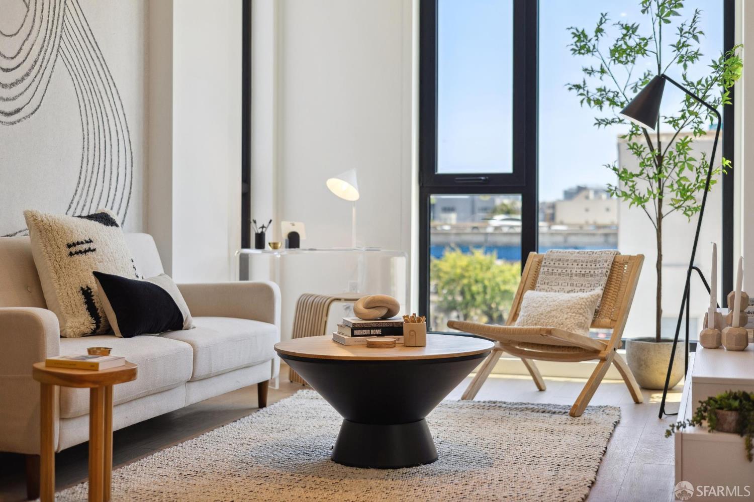 988 Harrison Street Unit: JR3