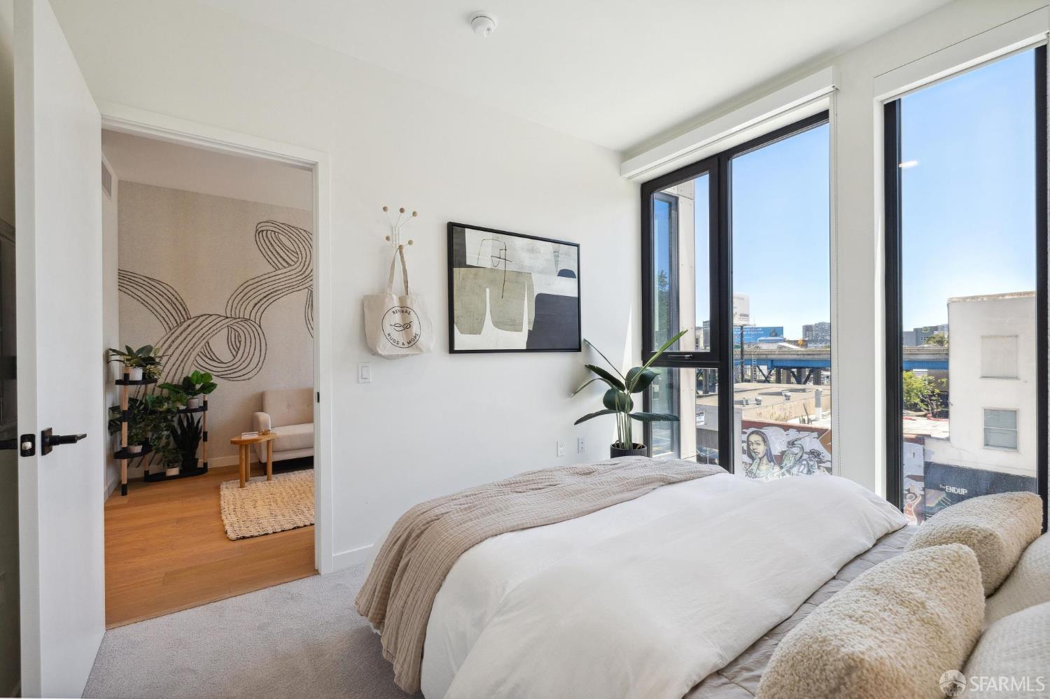 988 Harrison Street Unit: JR3