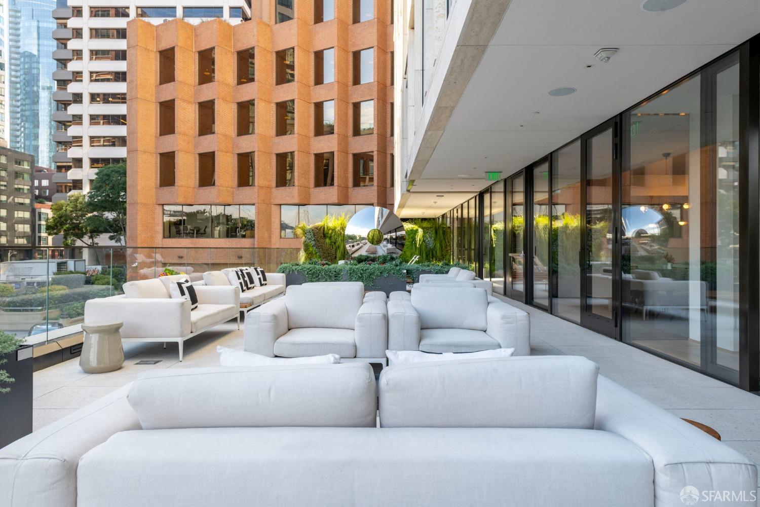 1 Steuart Lane # 1005