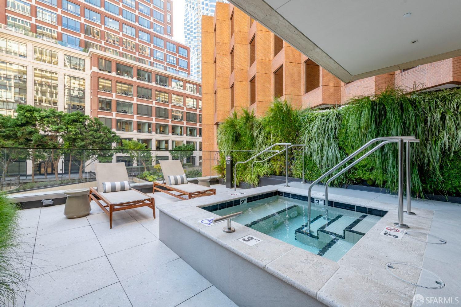 1 Steuart Lane # 1005