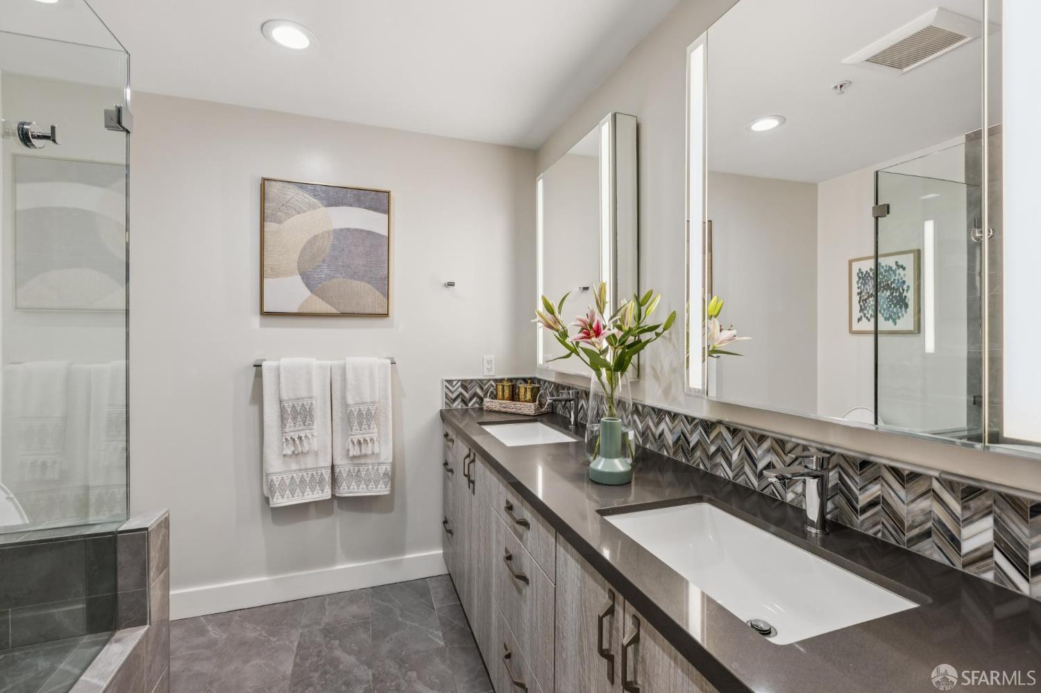 8 Landers Street # 301