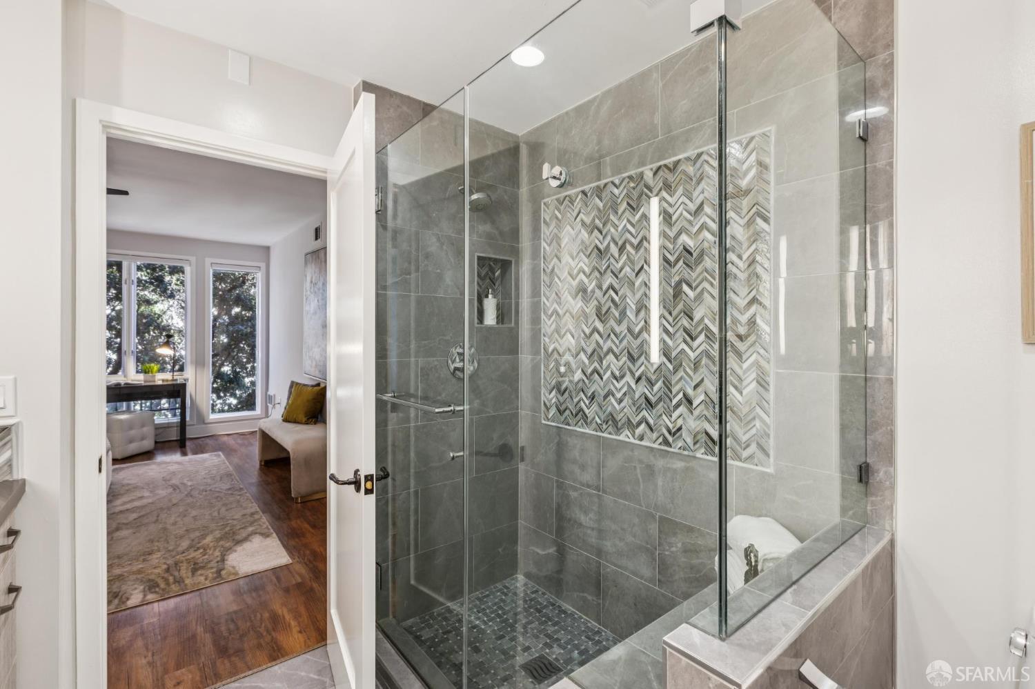 8 Landers Street # 301