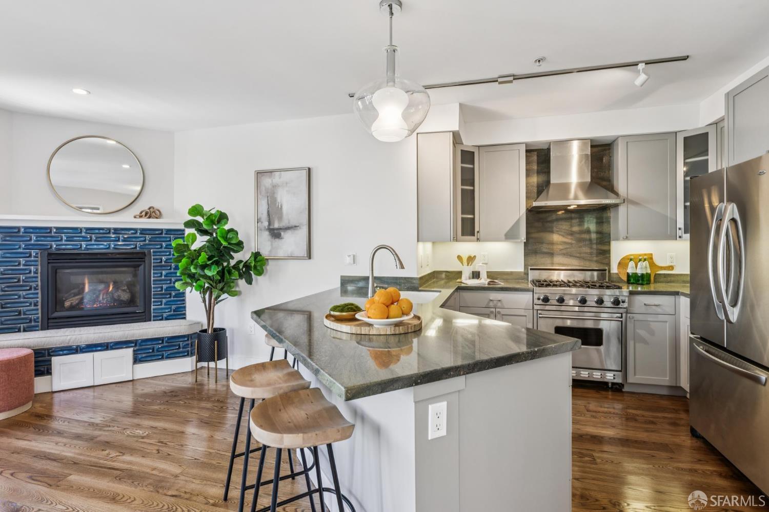 8 Landers Street # 301