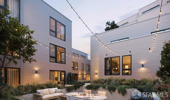 915 North Point Street # 303