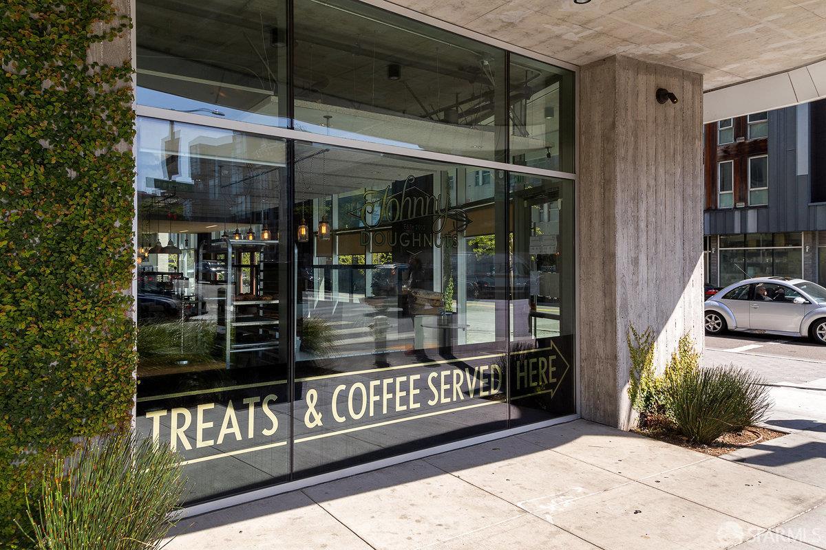 55 Page Street Unit: PH818