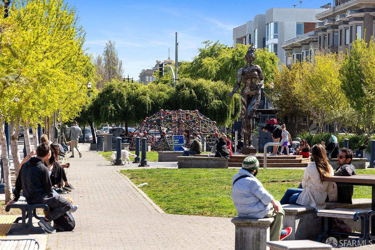 55 Page Street Unit: PH818