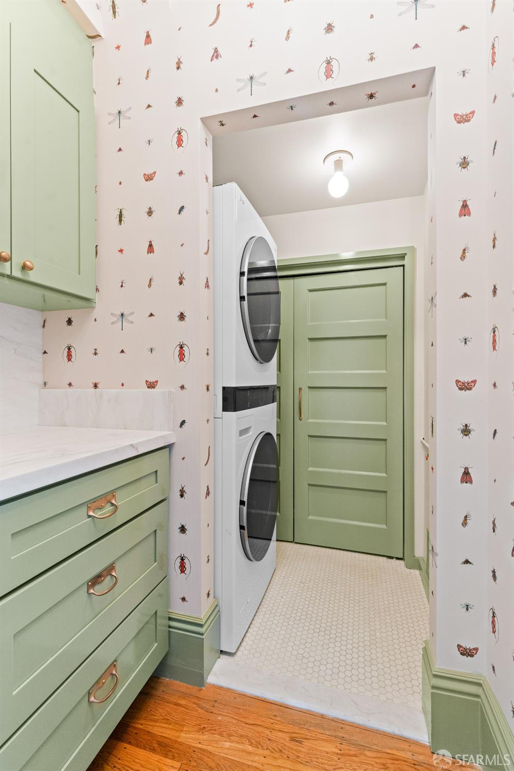 2833 Webster Street # 5