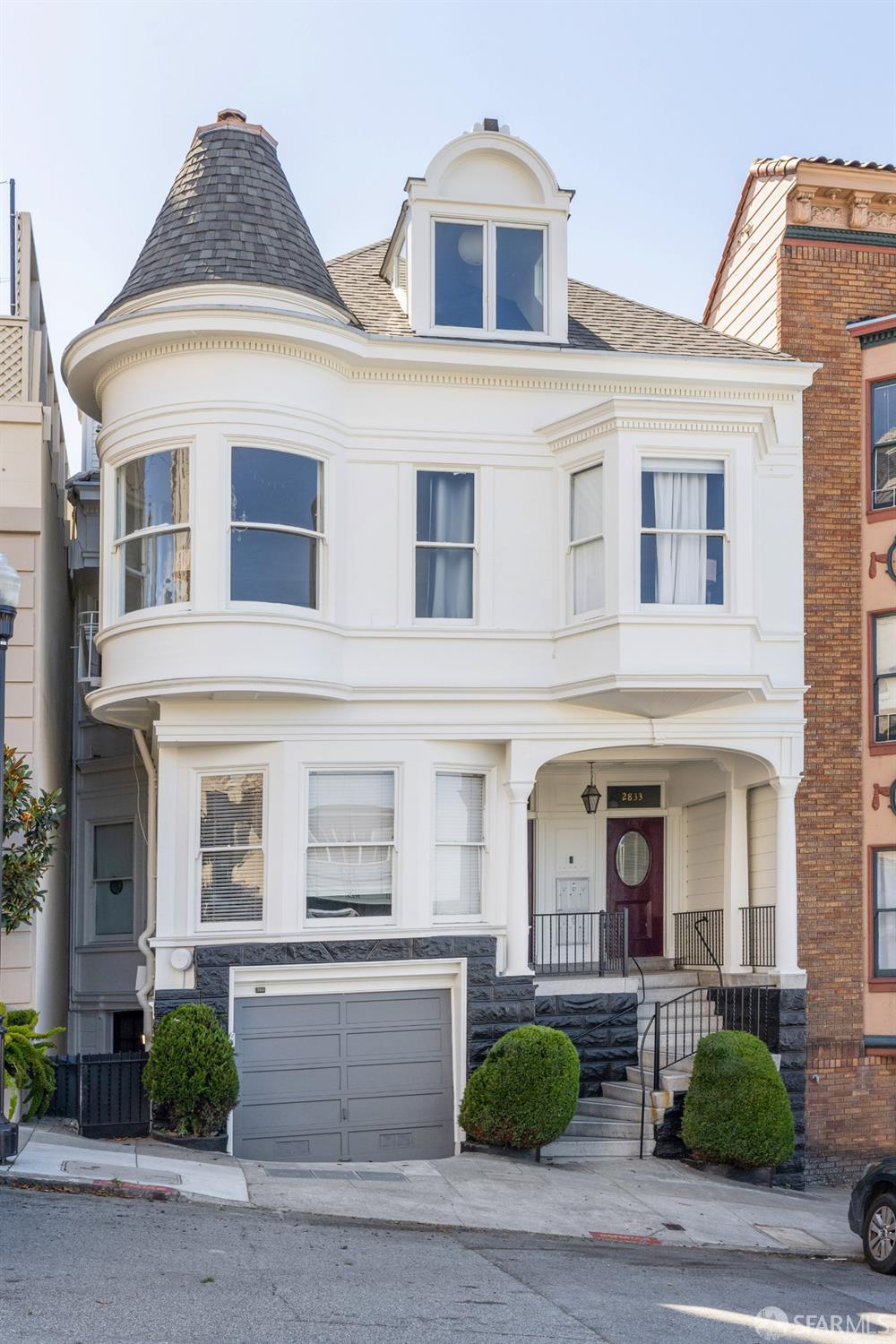 2833 Webster Street # 5