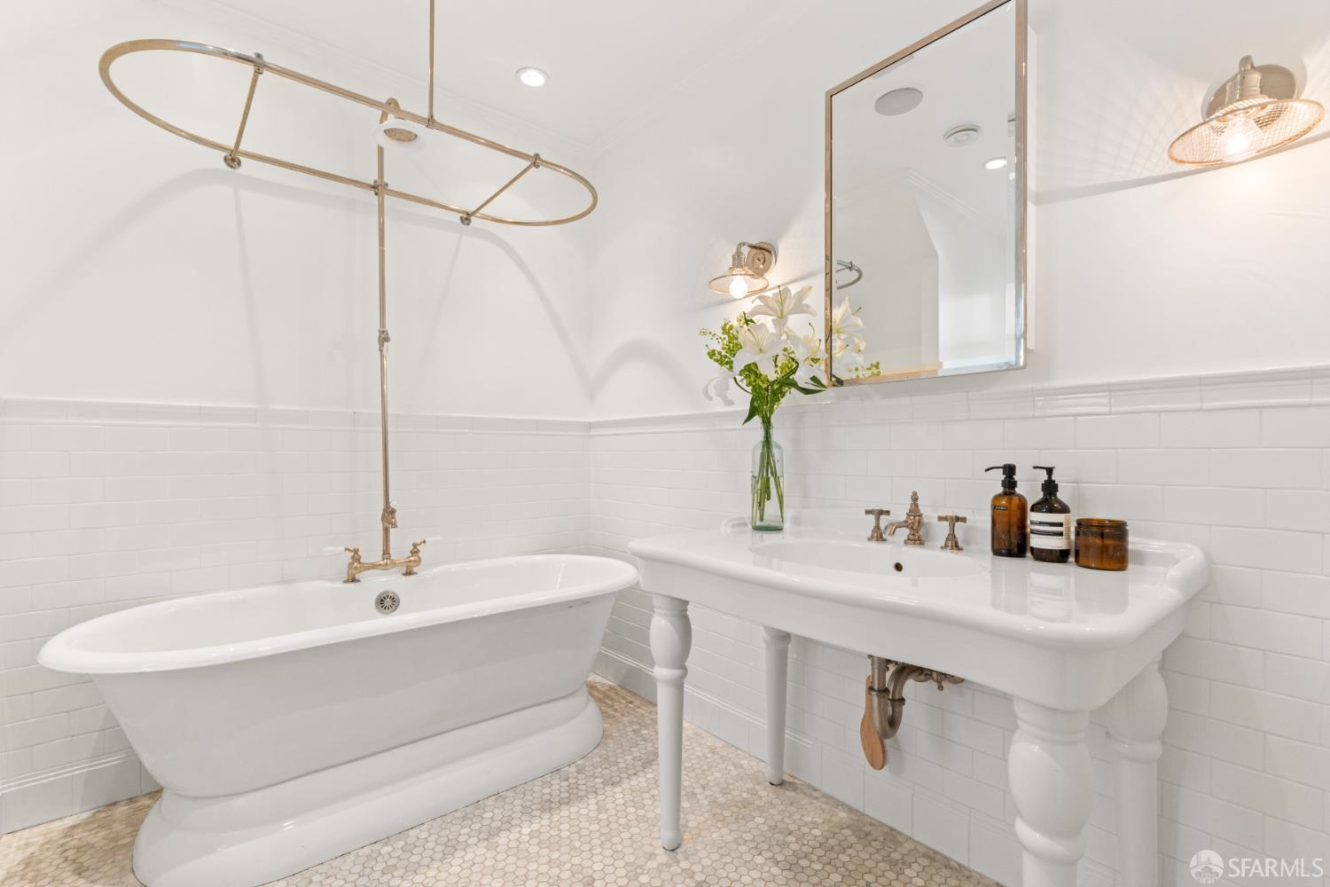 2833 Webster Street # 5