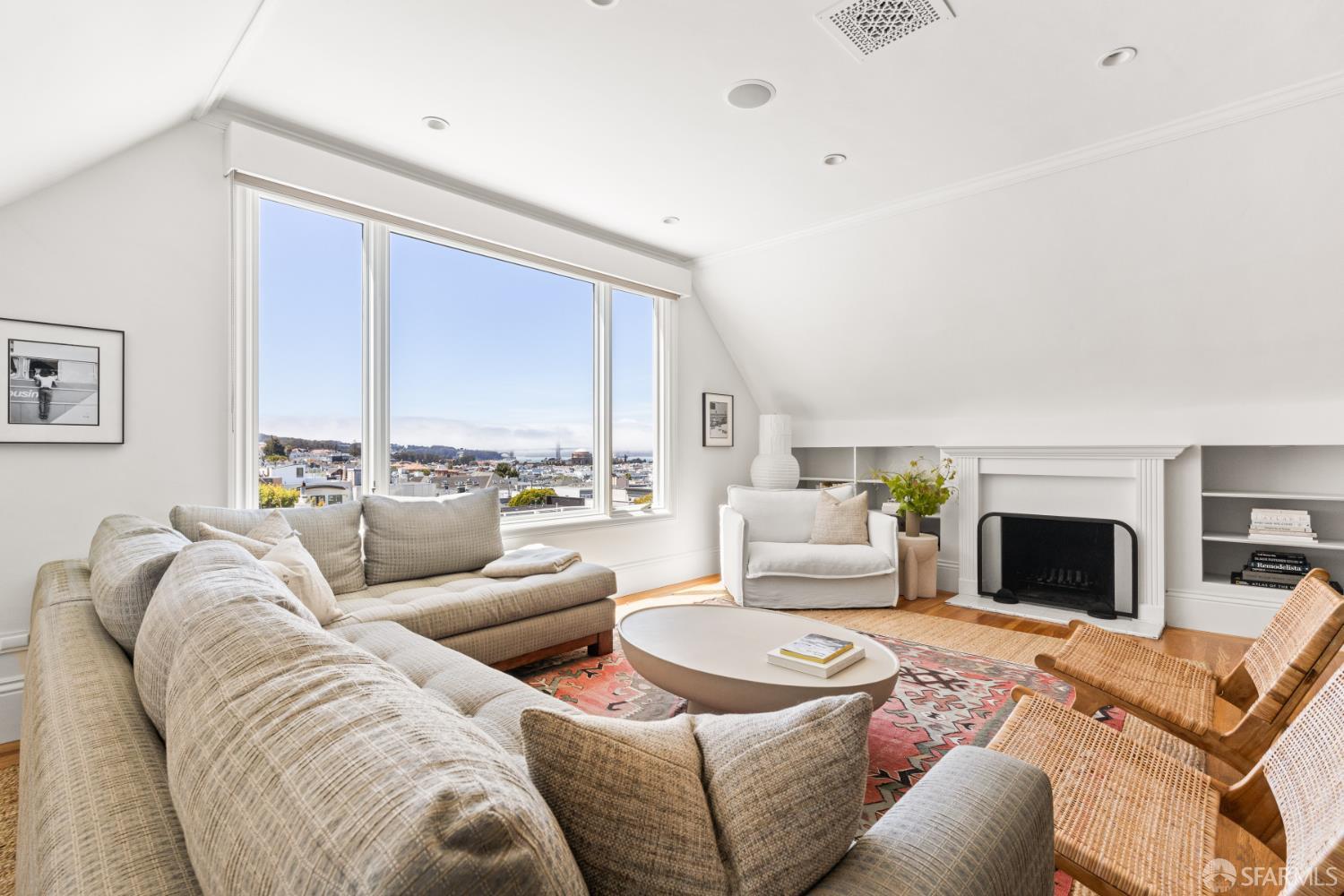 2833 Webster Street # 5