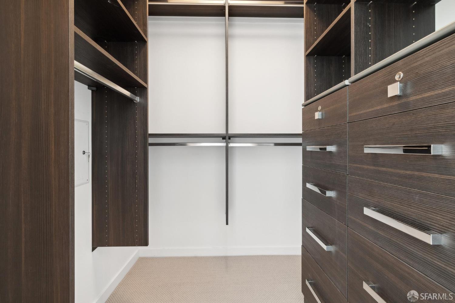 1501 Filbert Street Unit: PH7F