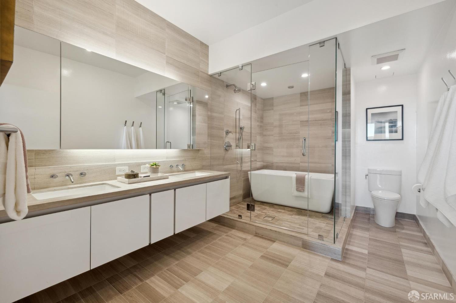 1501 Filbert Street Unit: PH7F