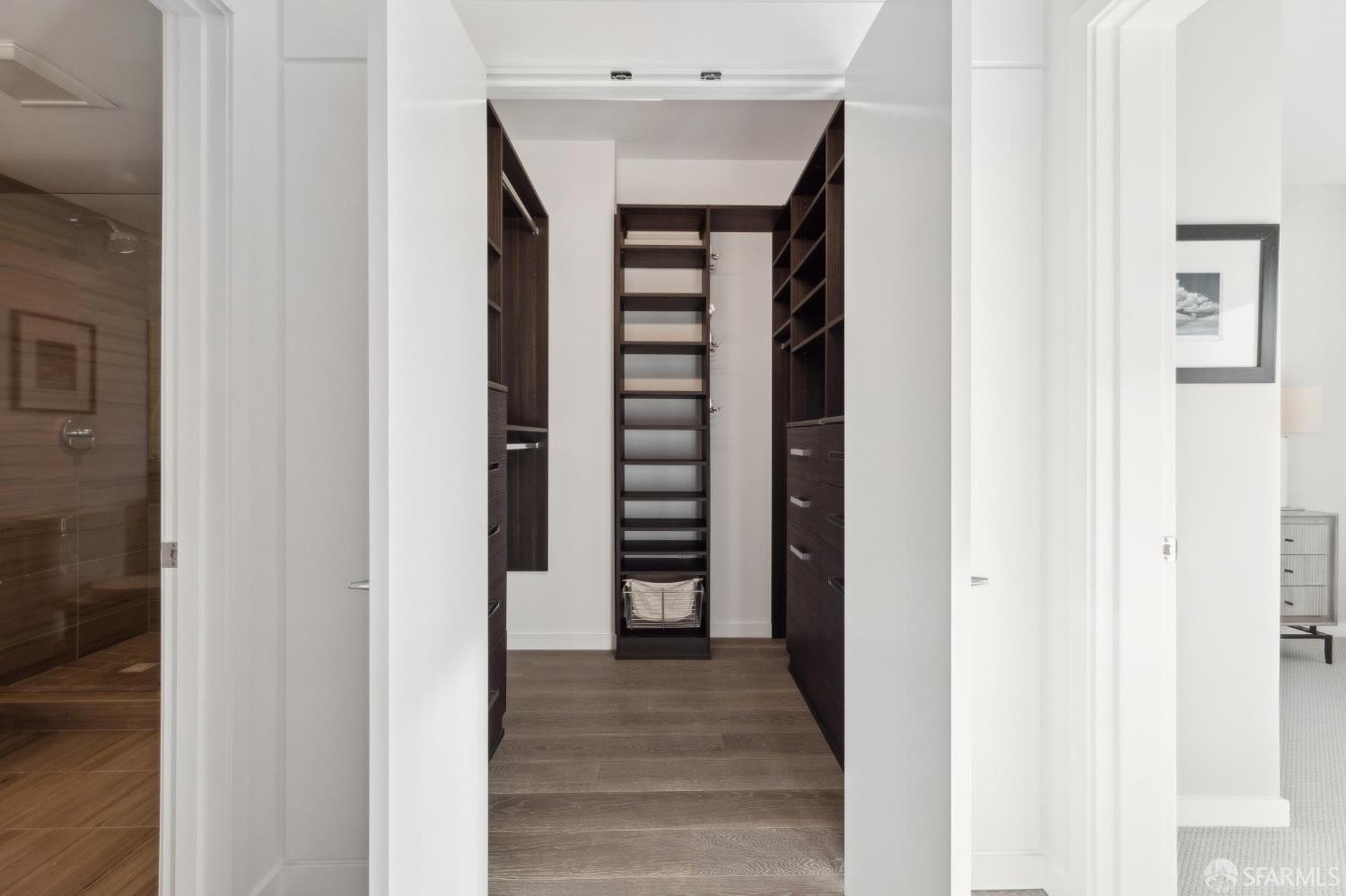 1501 Filbert Street Unit: PH7F