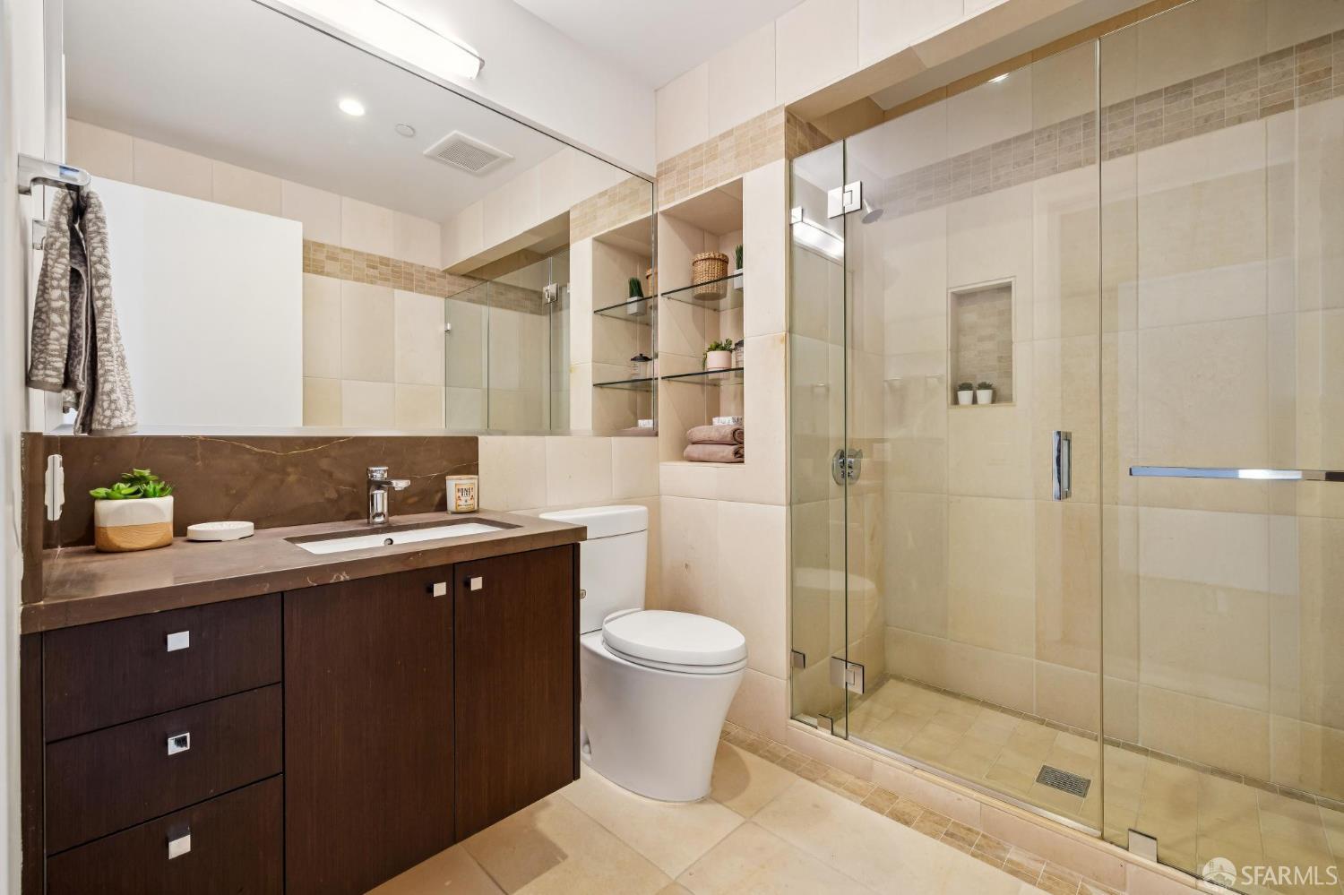 25 Hotaling Place # C