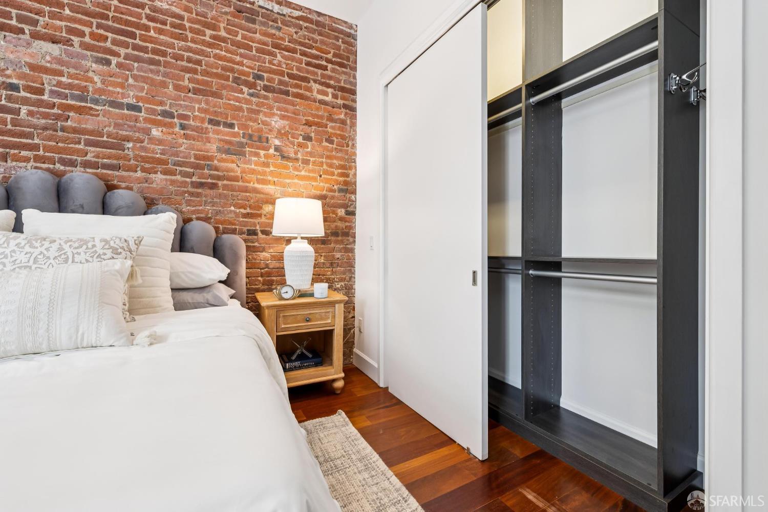 25 Hotaling Place # C