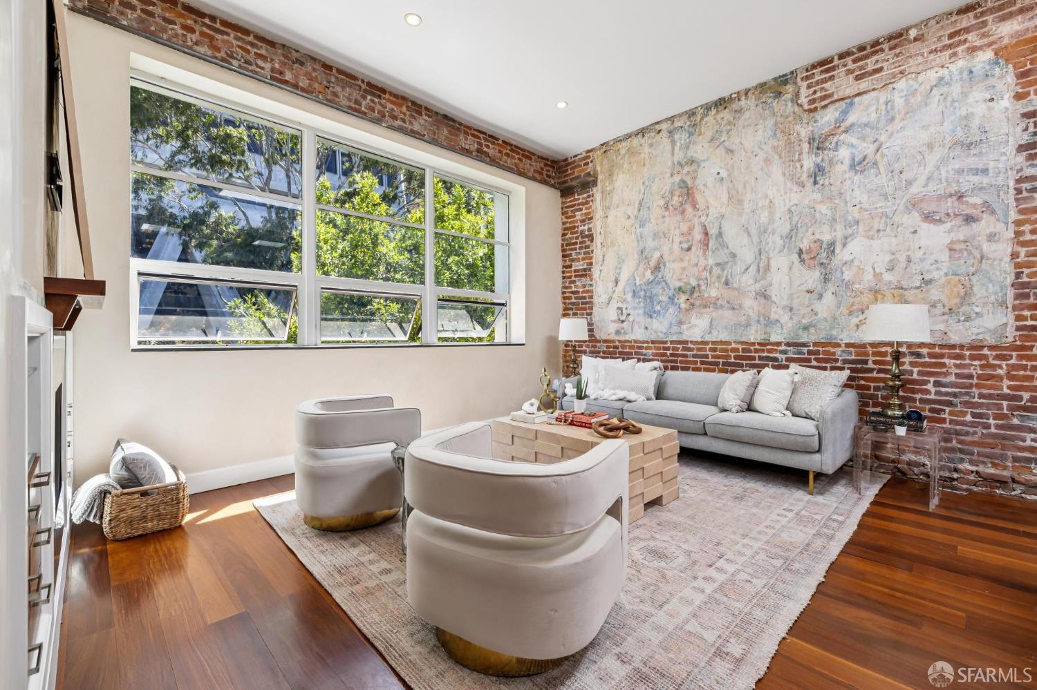 25 Hotaling Place # C