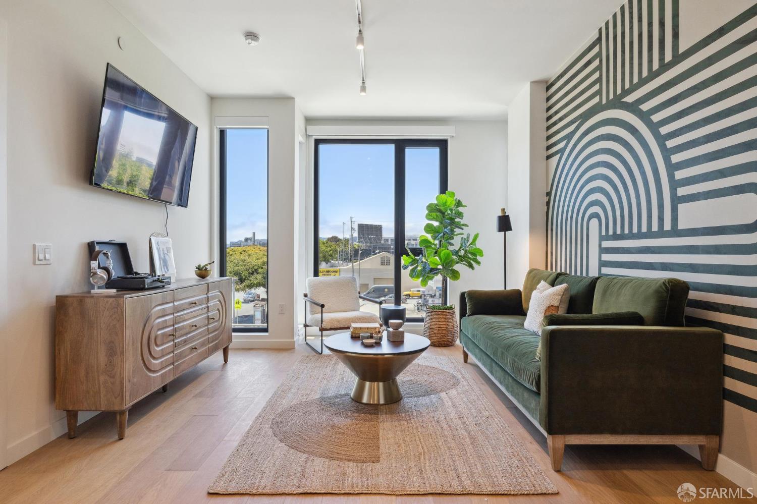 988 Harrison Street Unit: WE2