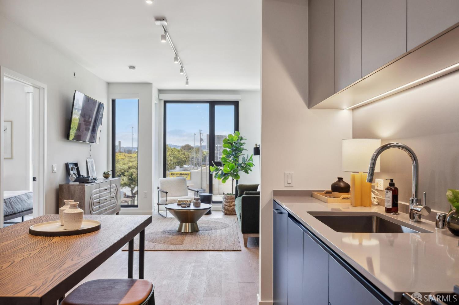 988 Harrison Street Unit: WE2