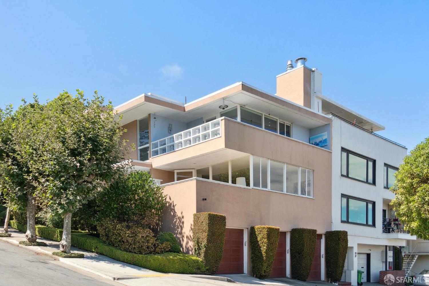 750 Francisco Street