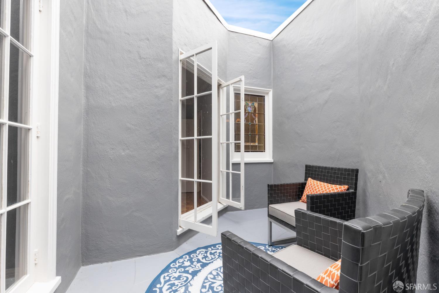 2347 12th Avenue, San Francisco