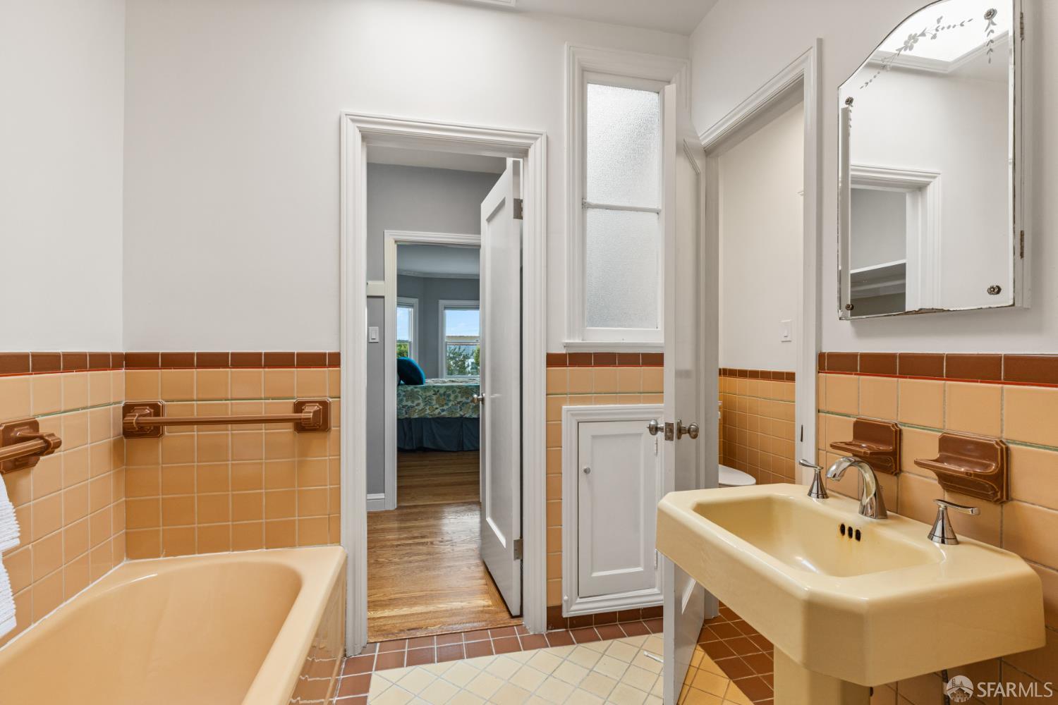 2347 12th Avenue, San Francisco