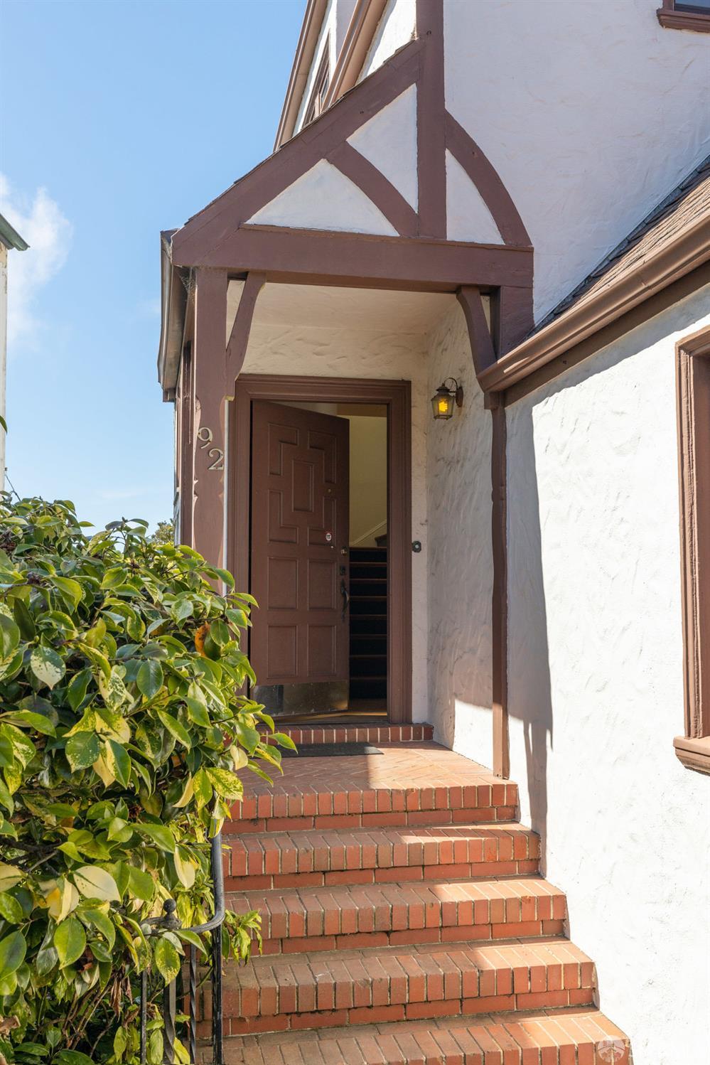 92 San Pablo Avenue