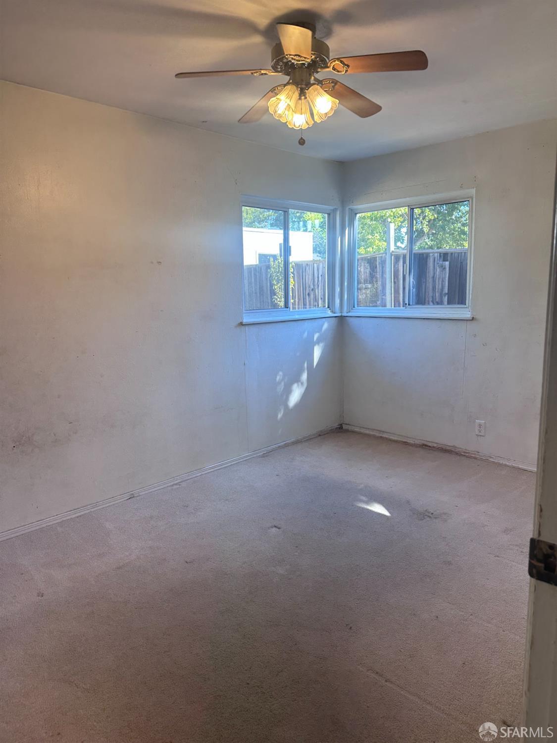 2425 Geraldine Drive