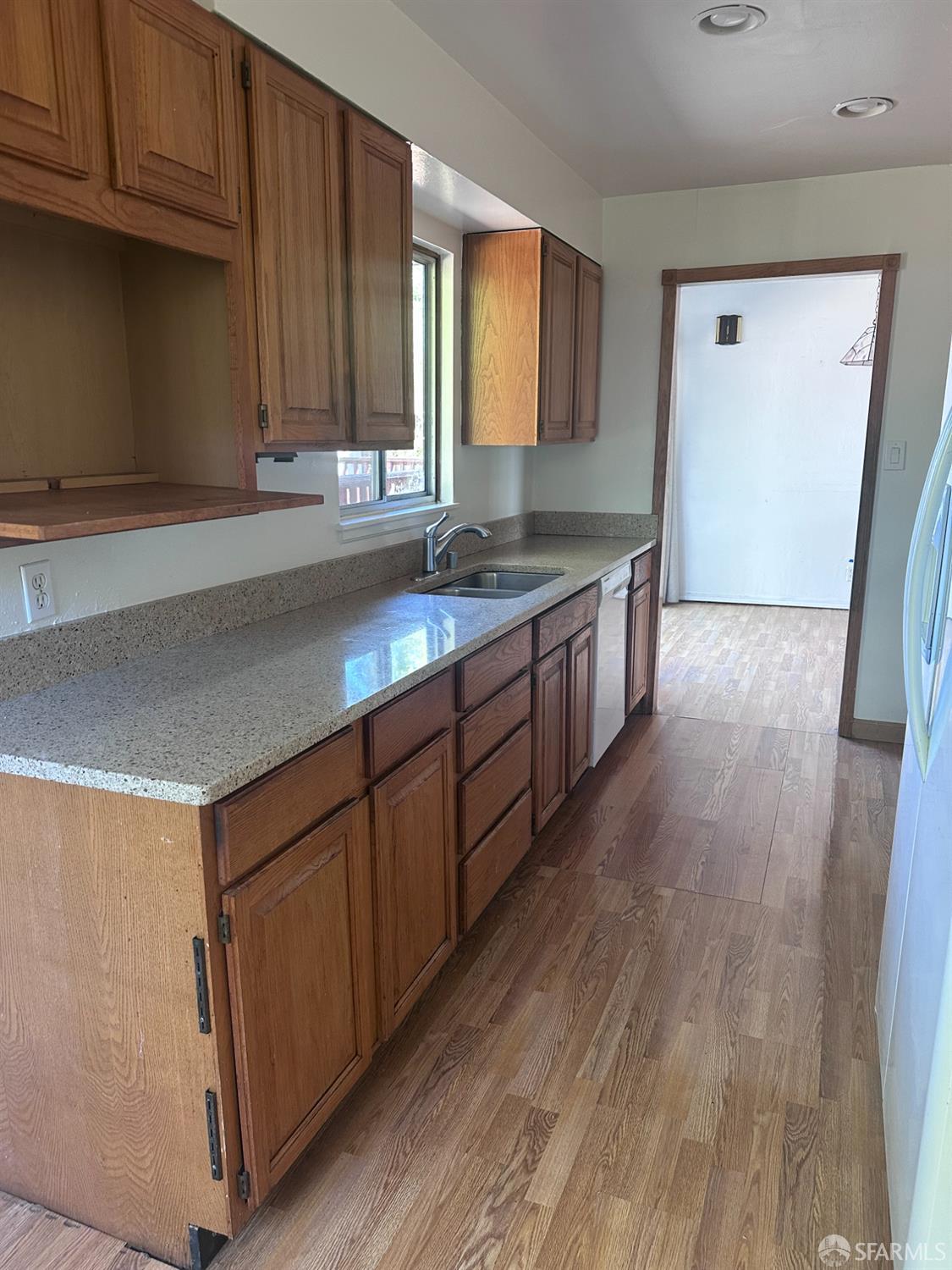 2425 Geraldine Drive