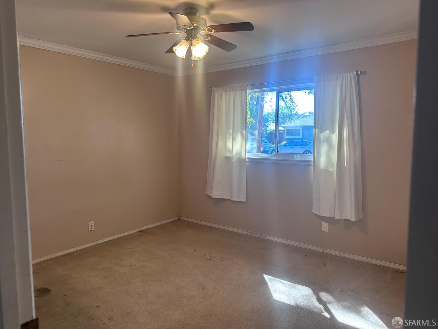 2425 Geraldine Drive