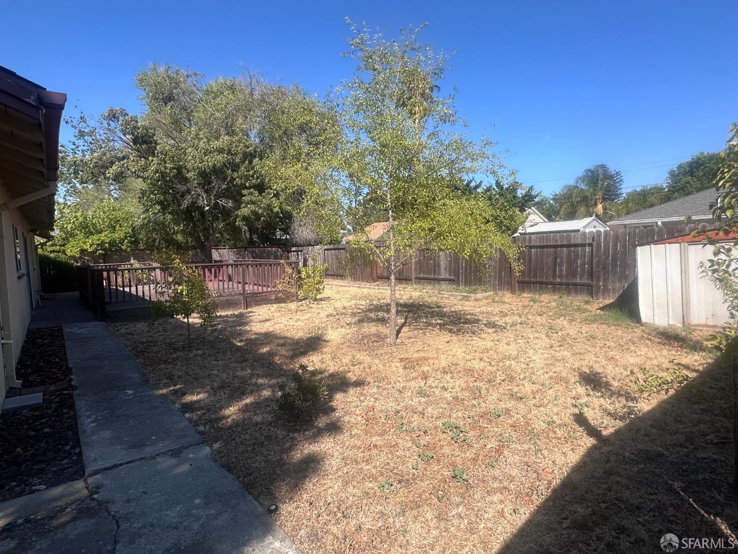 2425 Geraldine Drive