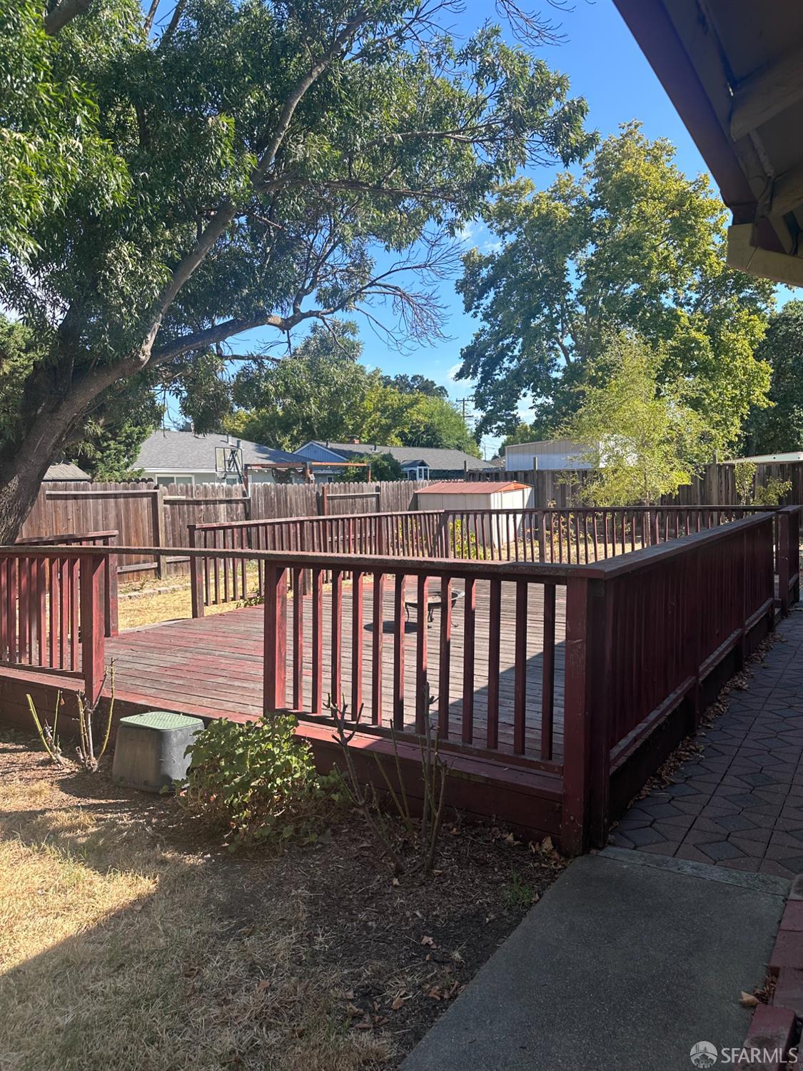 2425 Geraldine Drive