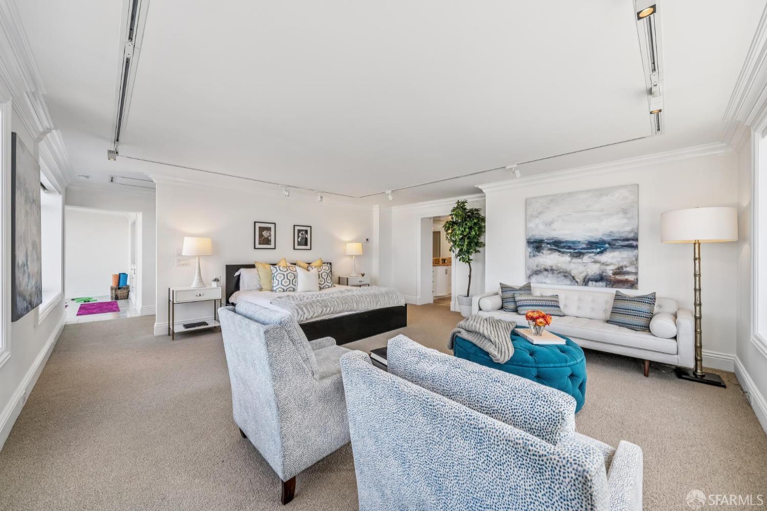 2190 Broadway Street # 1W