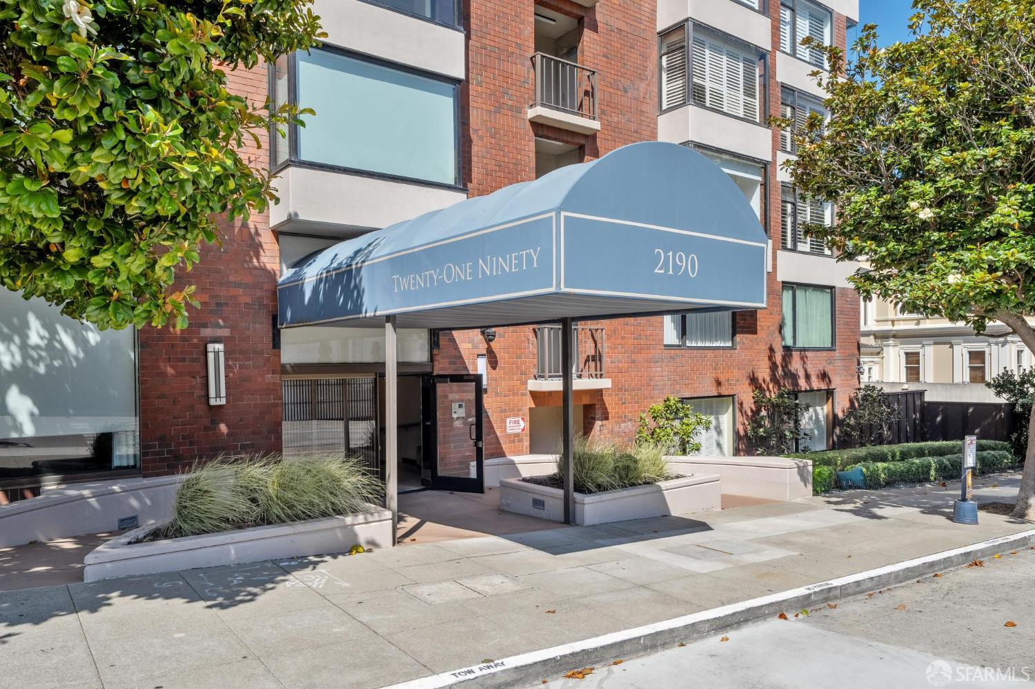 2190 Broadway Street # 1W