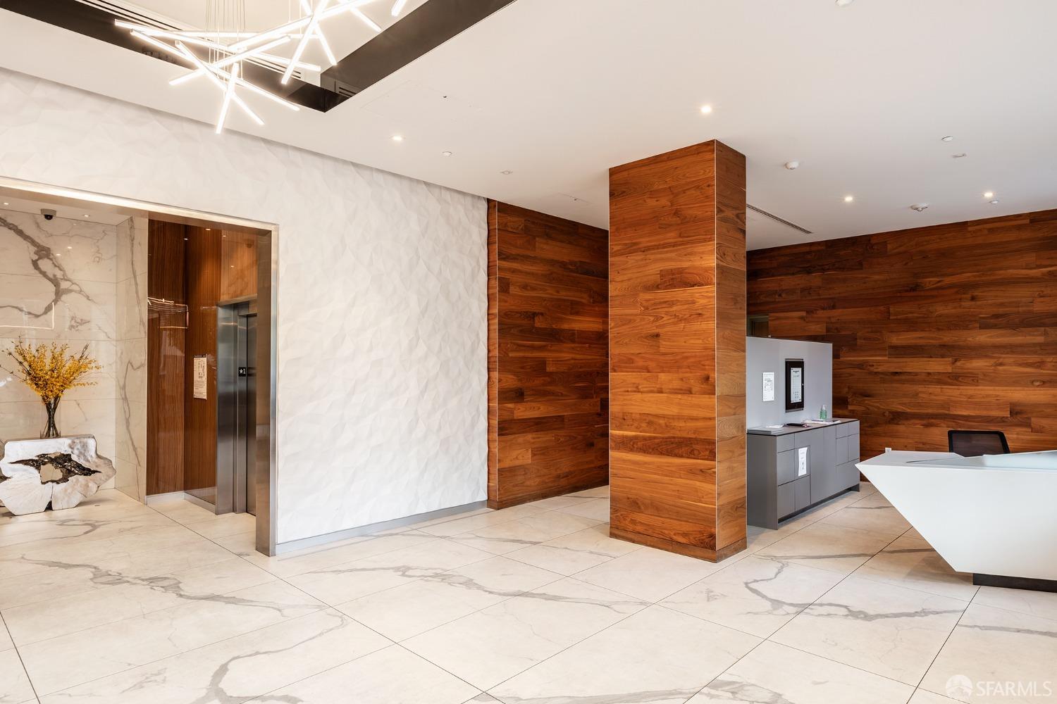 555 Fulton Street # 427
