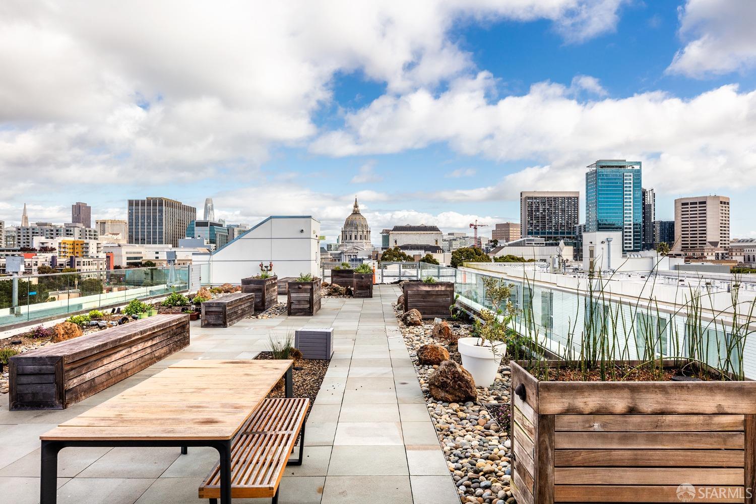 555 Fulton Street # 427