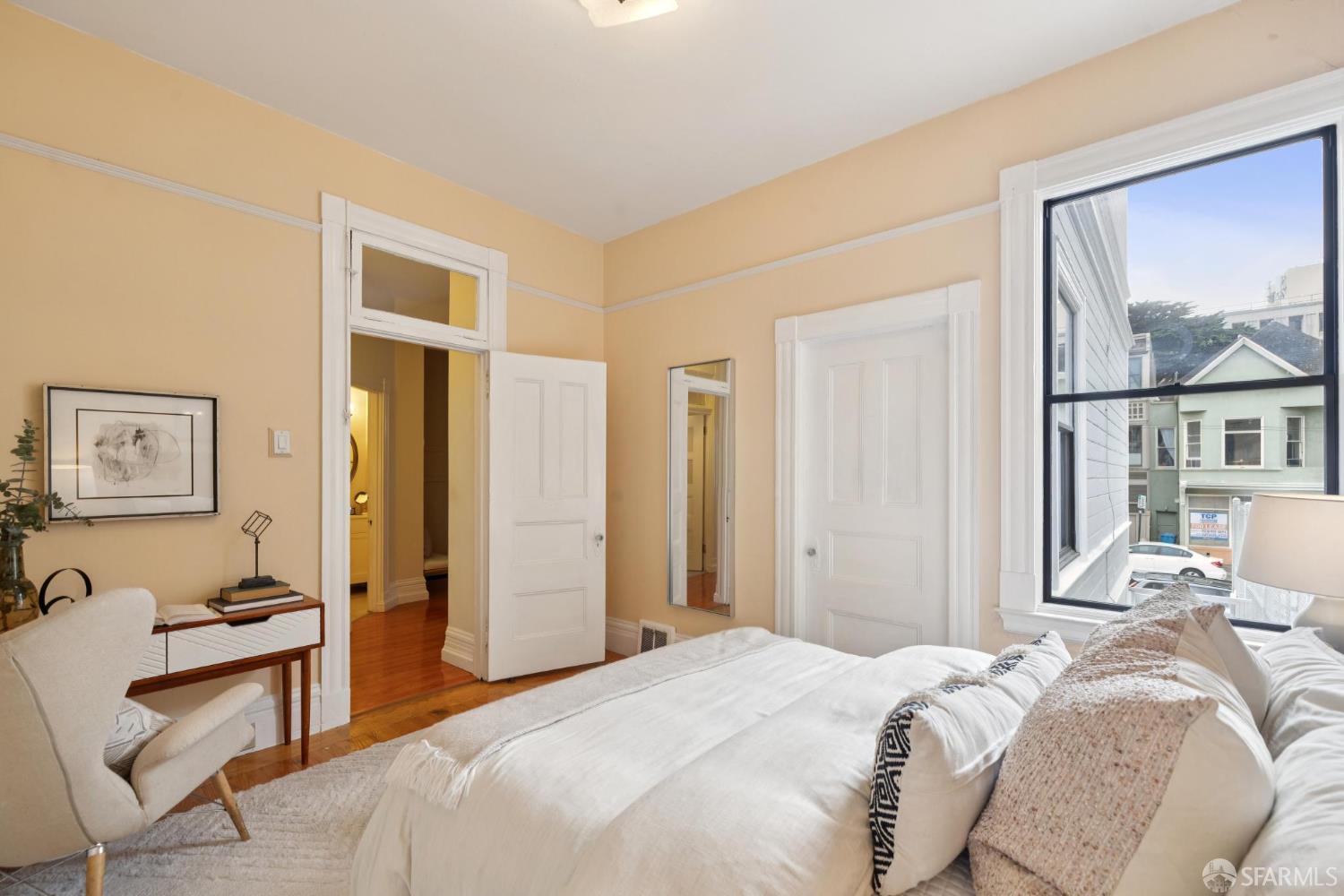 3928 Sacramento Street