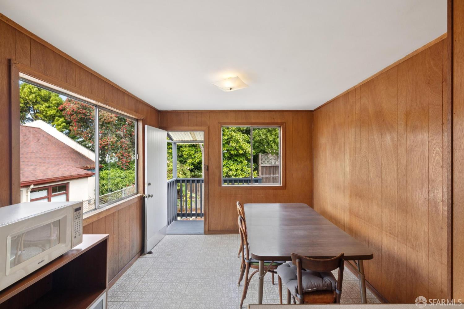 3928 Sacramento Street