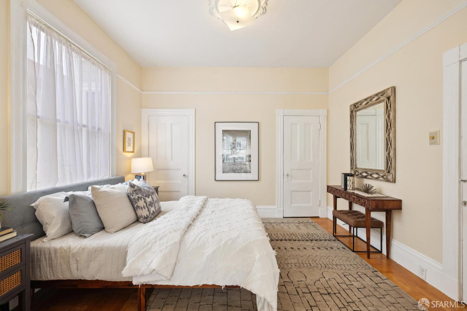 3928 Sacramento Street