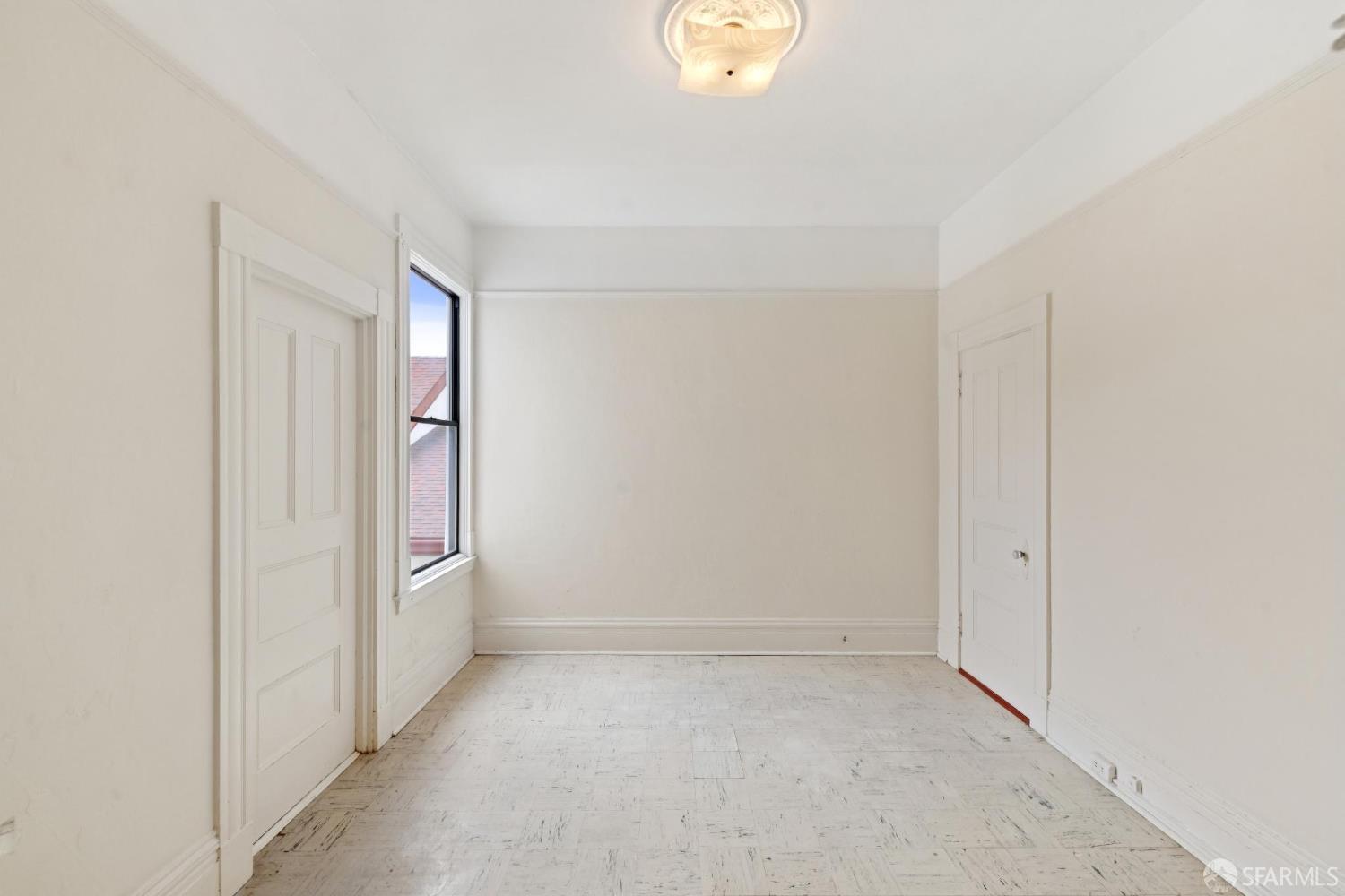 3928 Sacramento Street