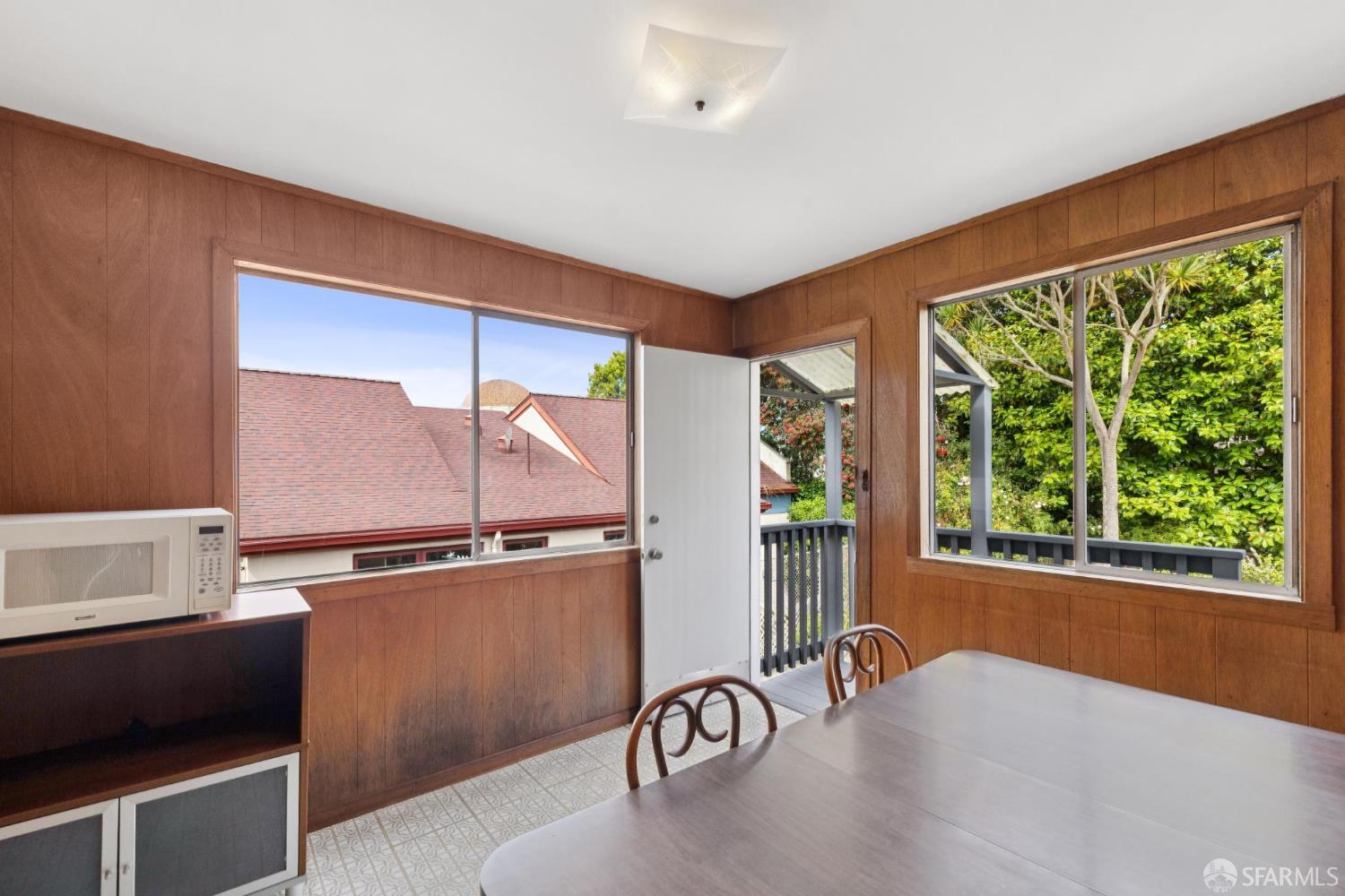 3928 Sacramento Street