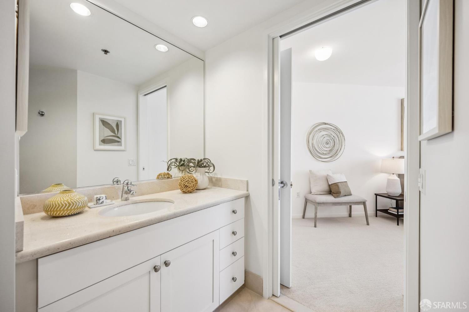 1701 Jackson Street # 806