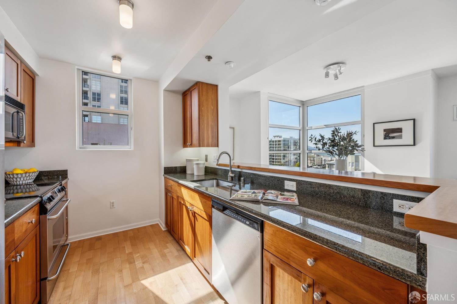 1701 Jackson Street # 806