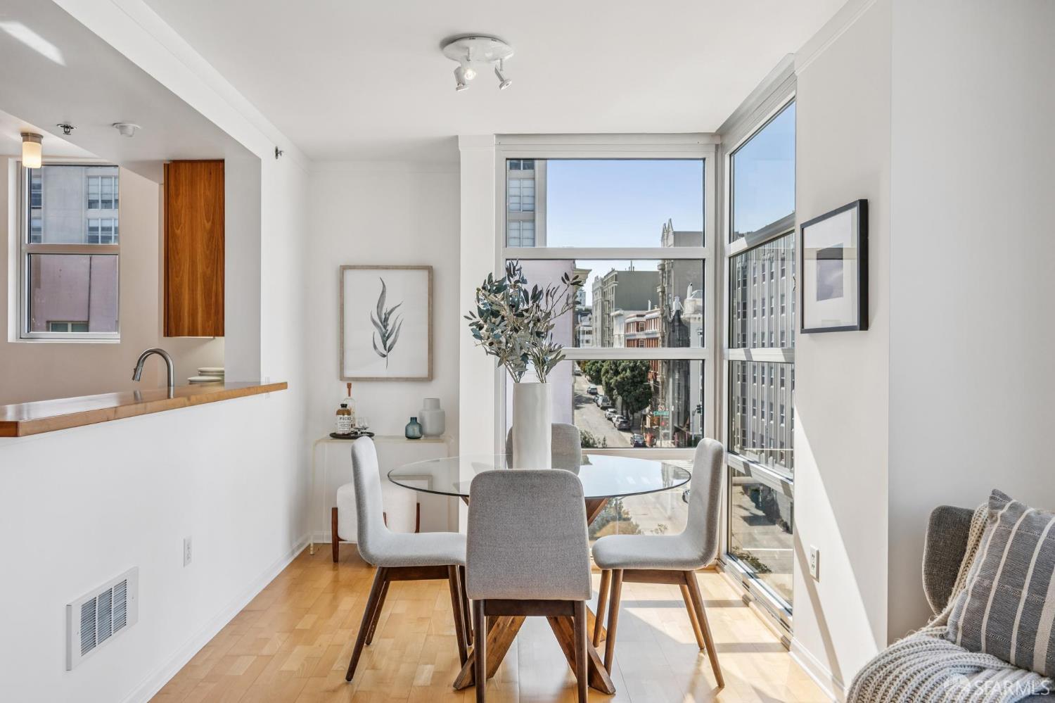 1701 Jackson Street # 806