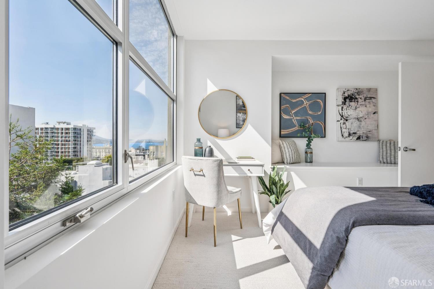 1701 Jackson Street # 806