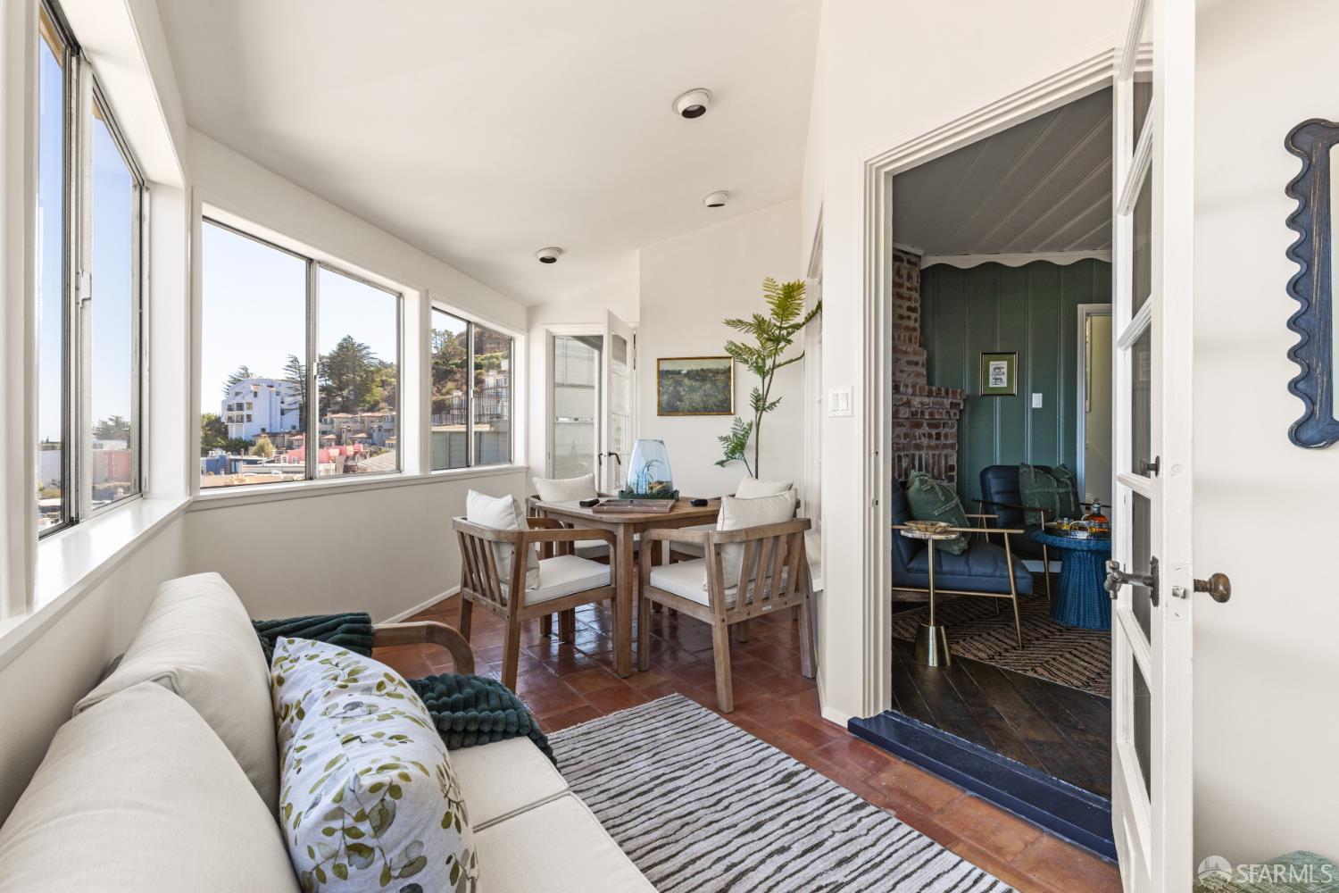 101 Graystone Terrace