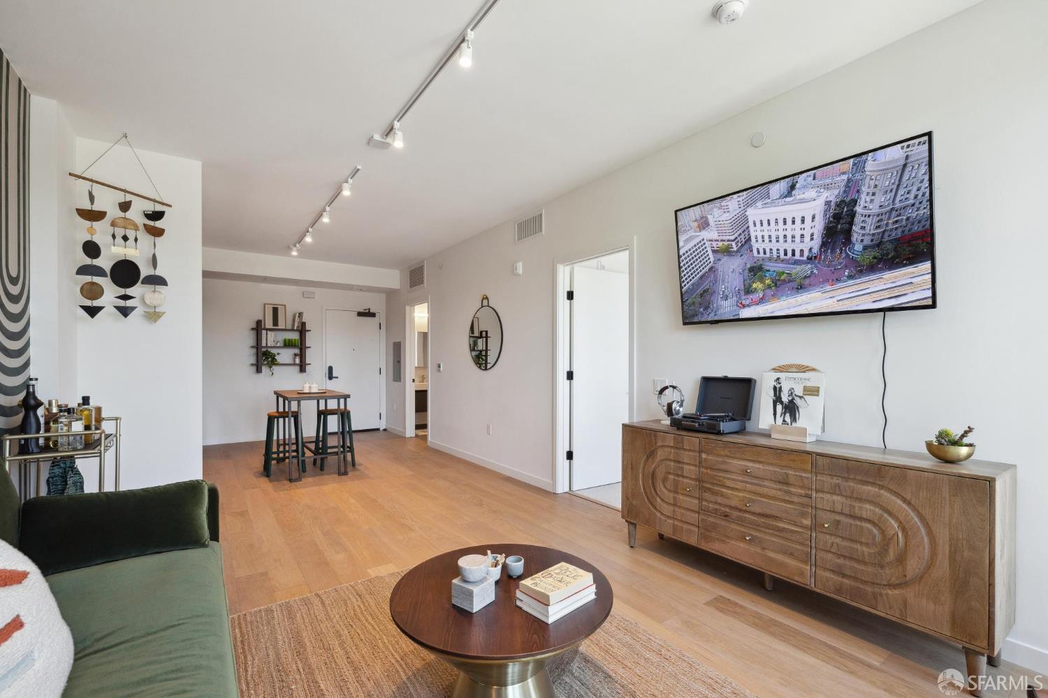 988 Harrison Street Unit: WC2