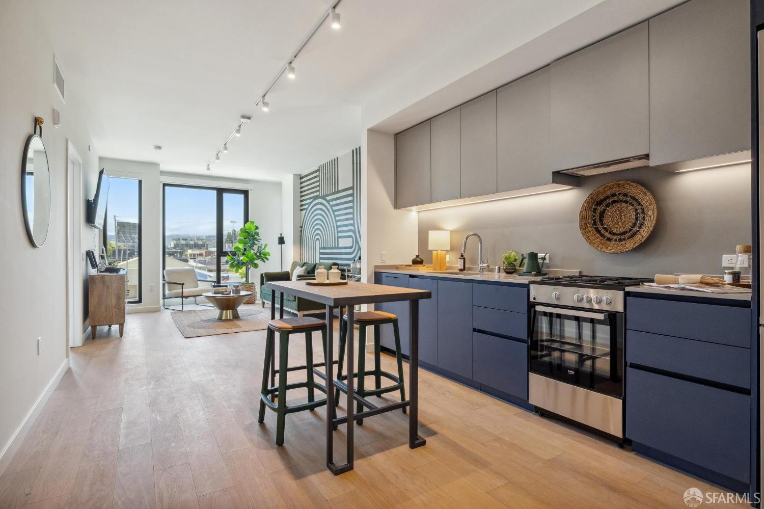 988 Harrison Street Unit: WC2