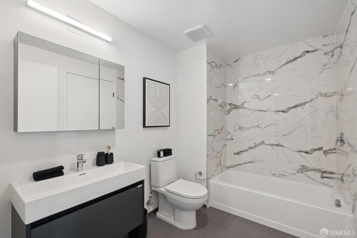 988 Harrison Street Unit: WA8