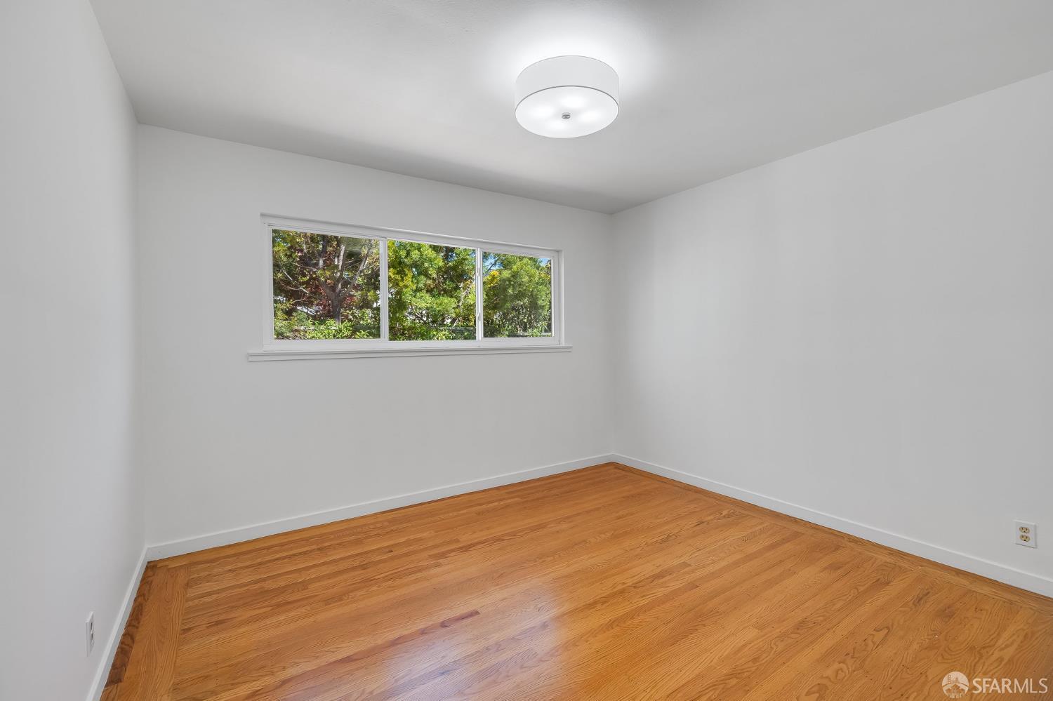 2615 Alameda De Las Pulgas